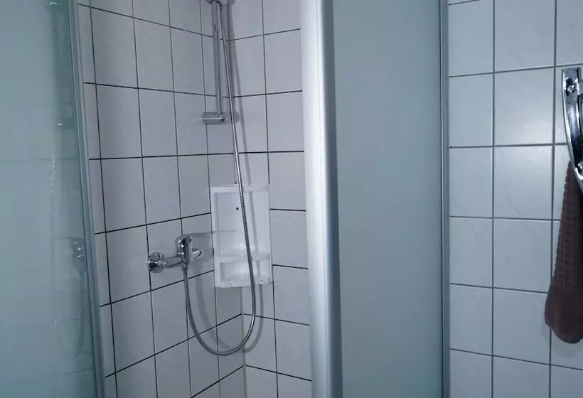 Hotelli Landgasthof Falken