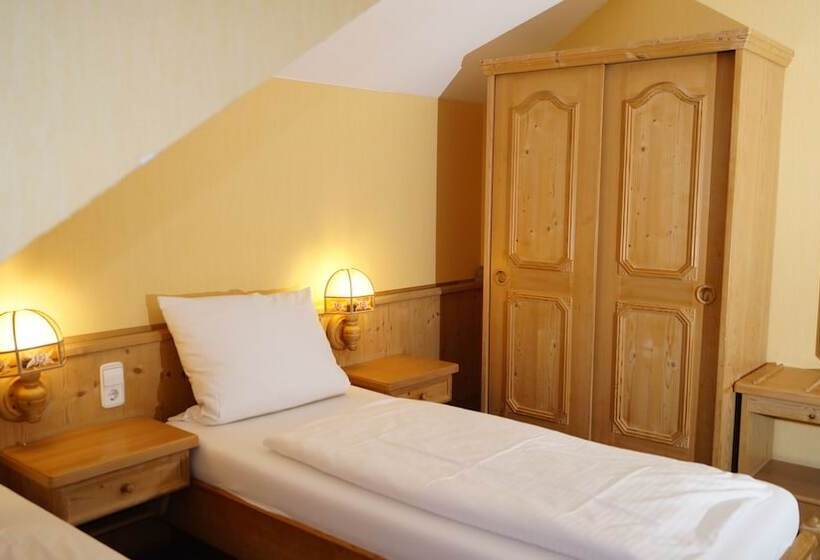 호텔 Landgasthof Falken