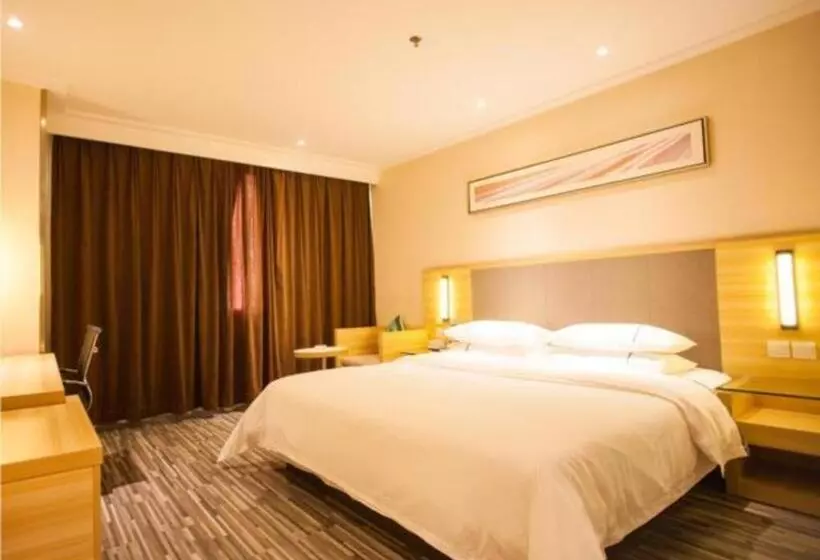 هتل City Comfort Inn Zhanjiang Seaside Park Guanhai Corridor
