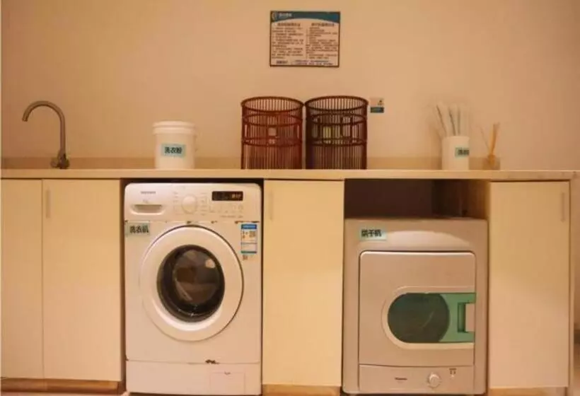 هتل City Comfort Inn Zhanjiang Middle Renmin Avenue Dingsheng Square