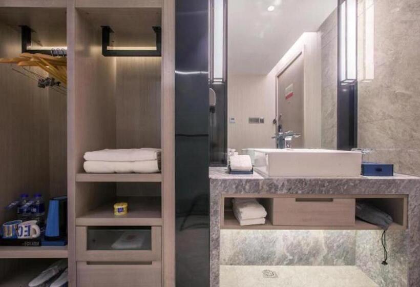Echarm Hotel Wuhan Caidian Street Linzhang Avenue Metro Station