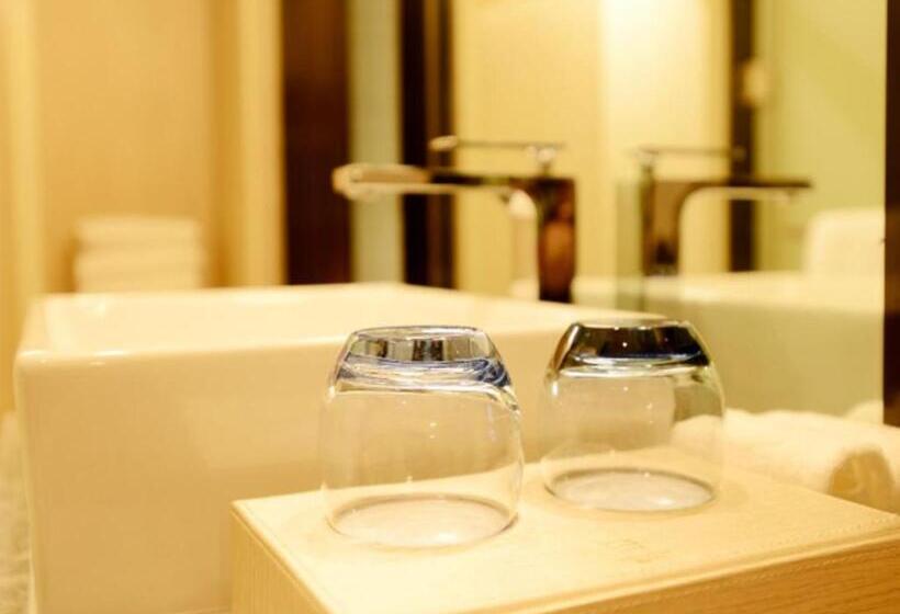 Echarm Hotel Wuhan Jianghan Road Walking Street