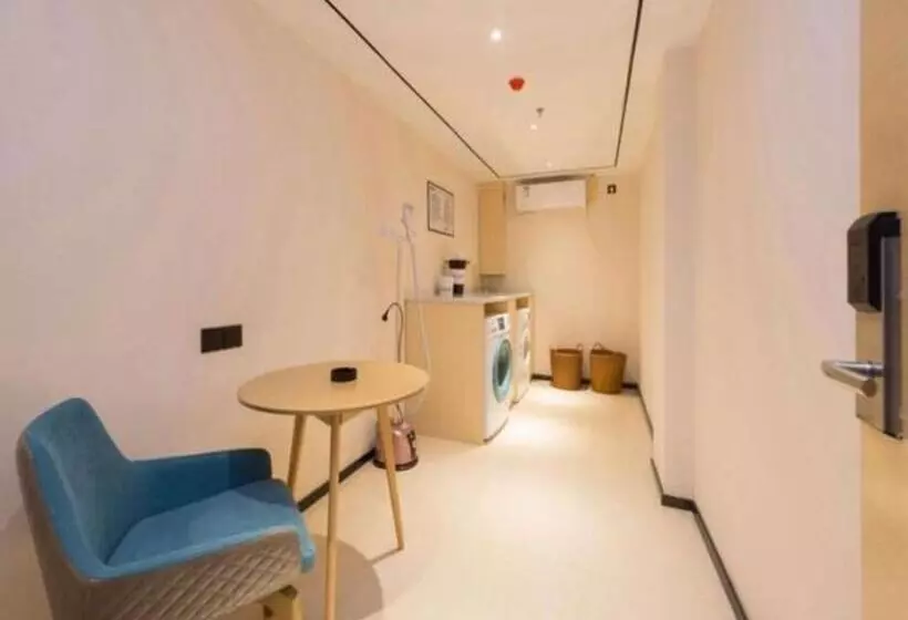 ホテル City Comfort Inn Guangzhou Liwan Zengjiao Jushu Metro Station