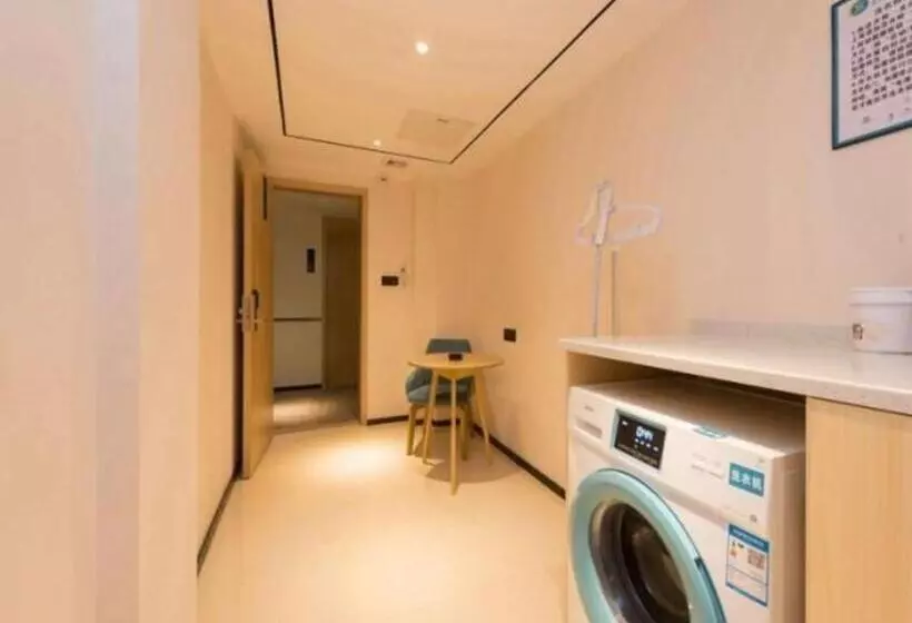 ホテル City Comfort Inn Guangzhou Liwan Zengjiao Jushu Metro Station