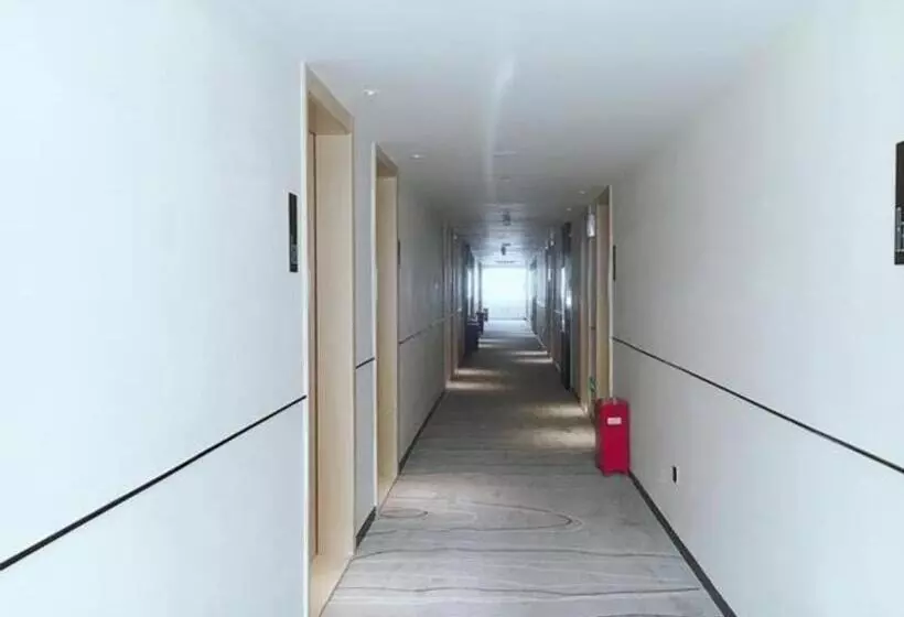 ホテル City Comfort Inn Guangzhou Liwan Zengjiao Jushu Metro Station