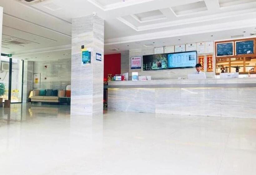 בית מלון כפרי City Comfort Inn Guangzhou Liwan Zengjiao Jushu Metro Station