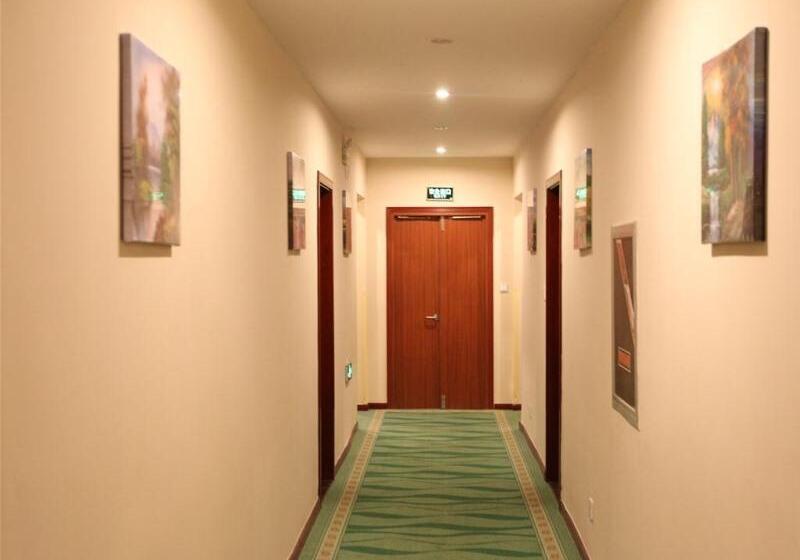 Hotelli Greentree Inn Weihai Passenger Transport Terminal