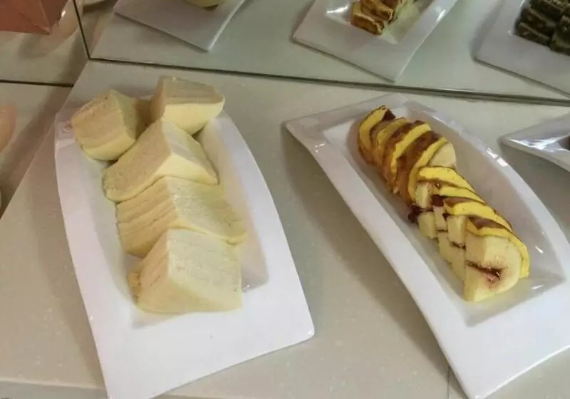 Hotelli Greentree Inn Weihai Passenger Transport Terminal