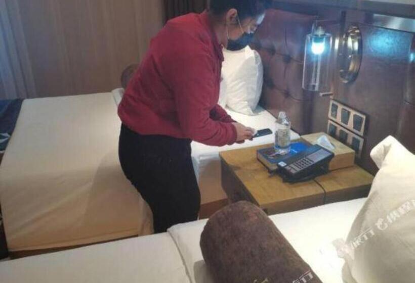 Otel James Joyce Coffetel·beijing Mentougou Government Xinqiao Street