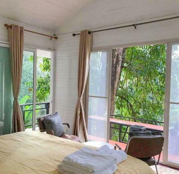 민박 บ้านชายดอย Glamping ดอยแม่แจ๋ม Cheason ,muangpan, Lampang