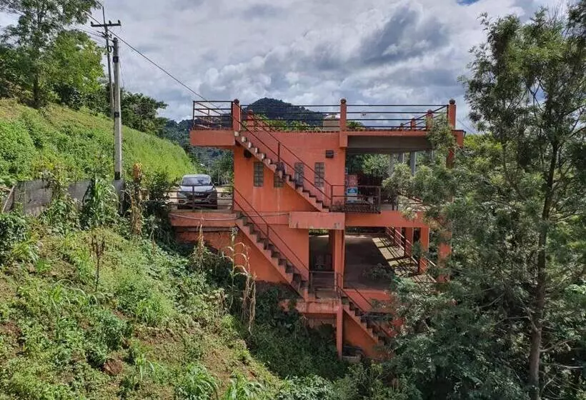 ベッドアンドブレックファースト Terre Terrace Glamping   Doichang