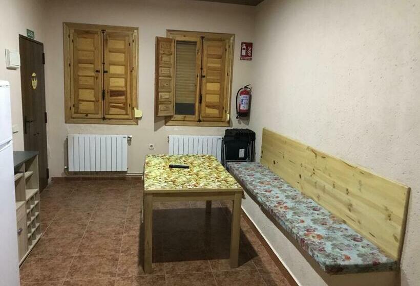 Hostel Albergue El Pozuelo