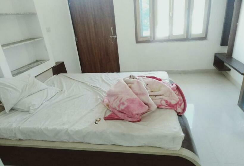 Spot On Hotel Siddhi Vinayak