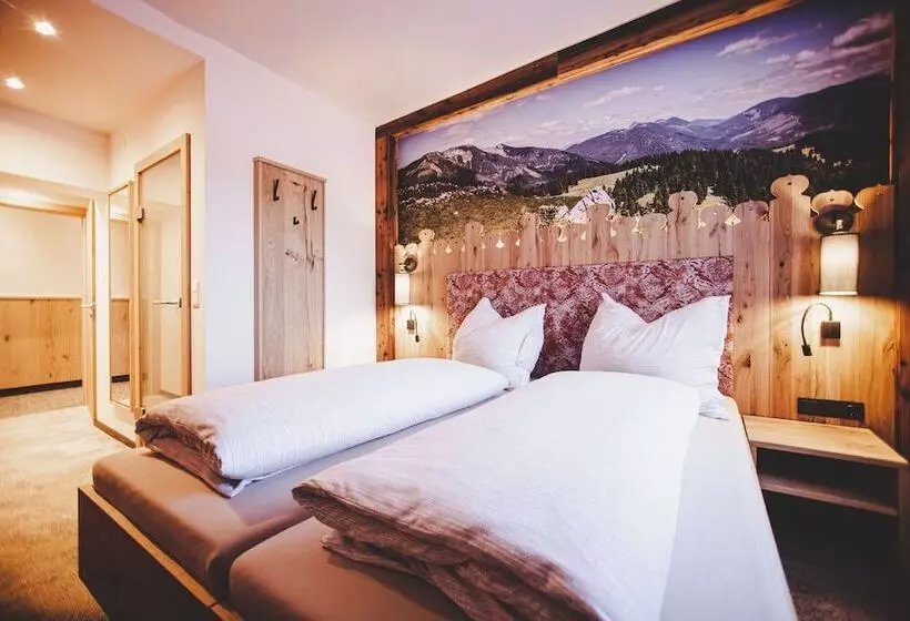 ユースホステル Gasthof Gschoadwirt