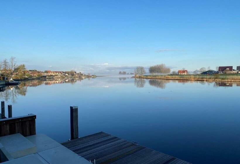 B&b Ganzendiep Aan Het Water