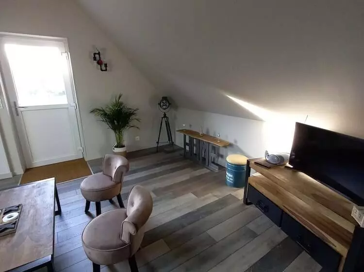 Aamiaismajoitus (B&B) Aux P Tits Bonheurs La Grange