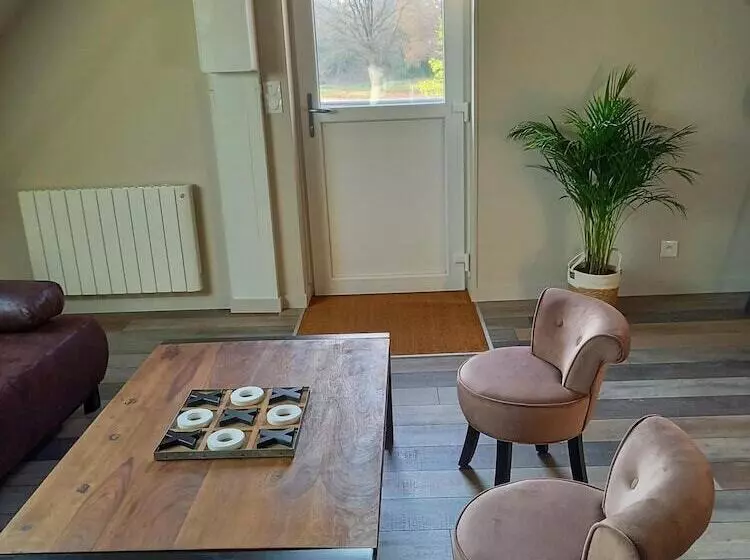 Aamiaismajoitus (B&B) Aux P Tits Bonheurs La Grange