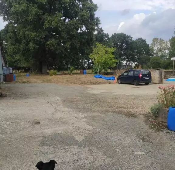 Aamiaismajoitus (B&B) Bienvenue Chez Joëlle Et André Au 207