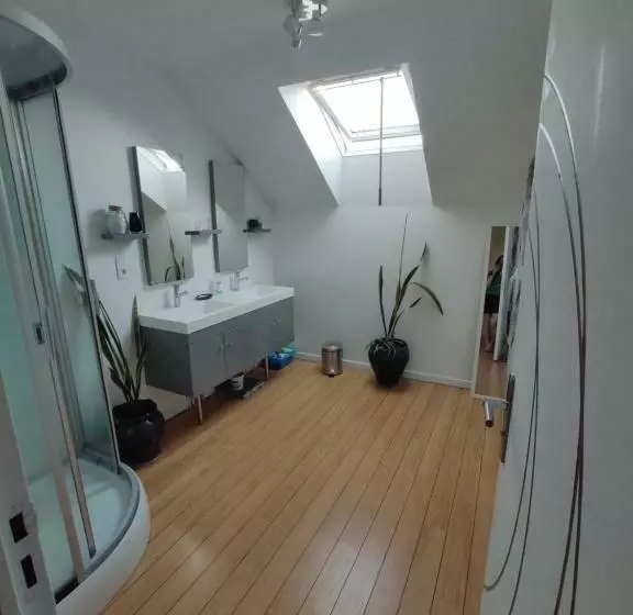 Aamiaismajoitus (B&B) Bienvenue Chez Joëlle Et André Au 207