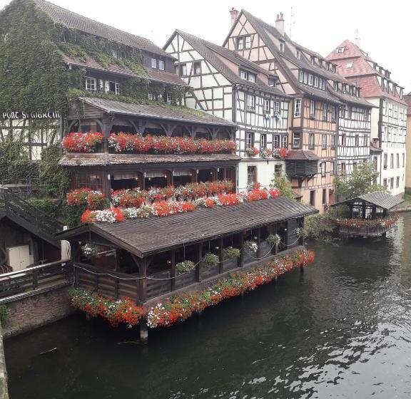 ベッドアンドブレックファースト Chambre D Hôtes Du Schneeberg