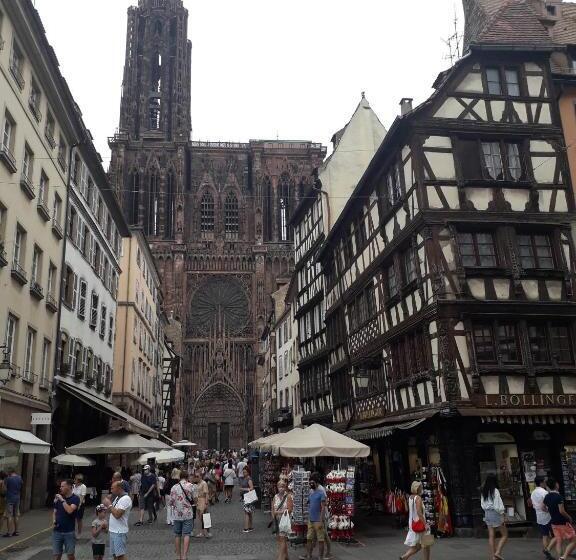 ベッドアンドブレックファースト Chambre D Hôtes Du Schneeberg