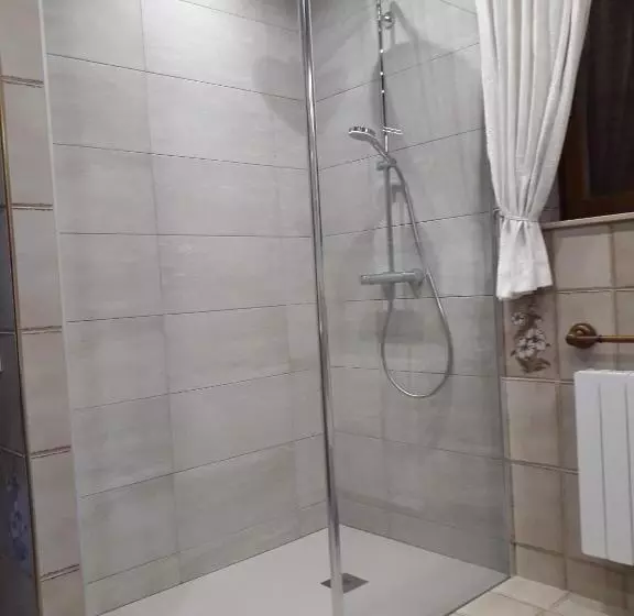 Aamiaismajoitus (B&B) Chambre D Hôtes Du Schneeberg