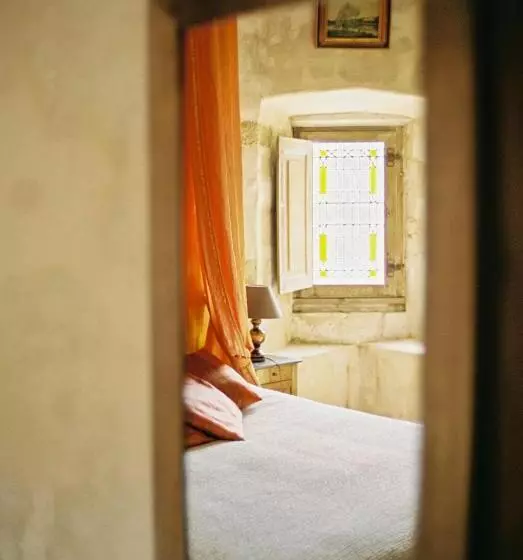 Aamiaismajoitus (B&B) Château De La Cressonnière