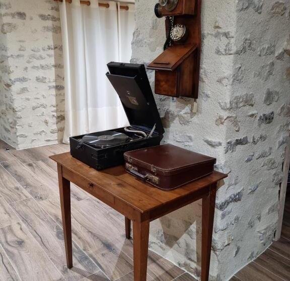 צימר Château De La Cressonnière