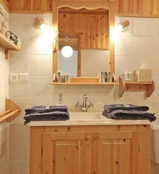 ベッドアンドブレックファースト Les Chambres Du Chataignier