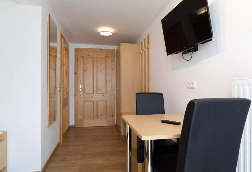 Gasthof Pension Riedl