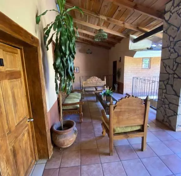 ホテル De Cervantes