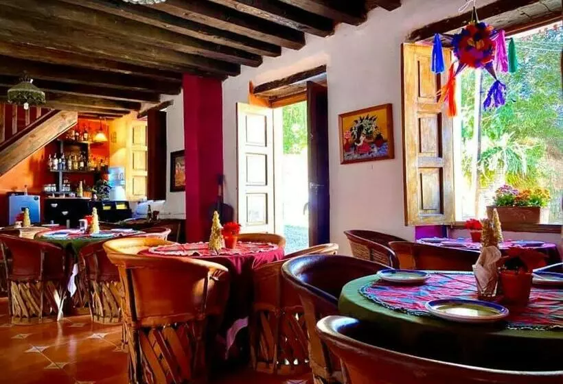 ホテル De Cervantes