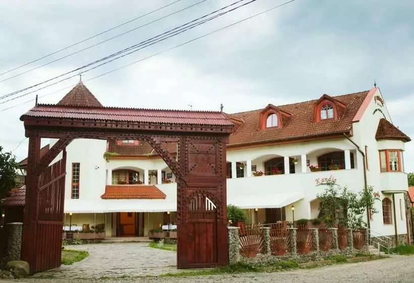 Hotelli Janka Villa