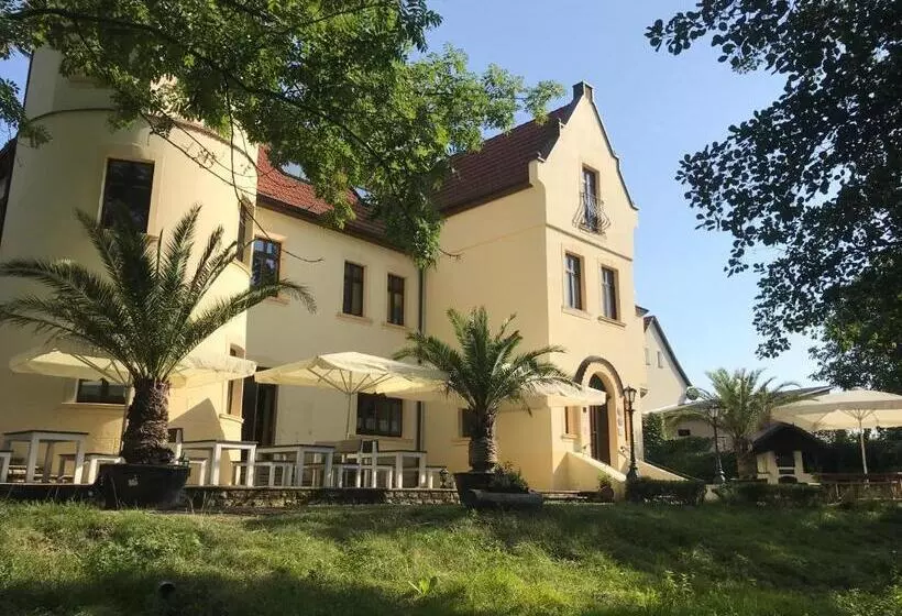 Hotelli Parkschlößchen