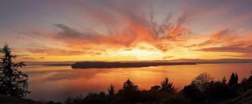 ペンション 180º Puget Sound View