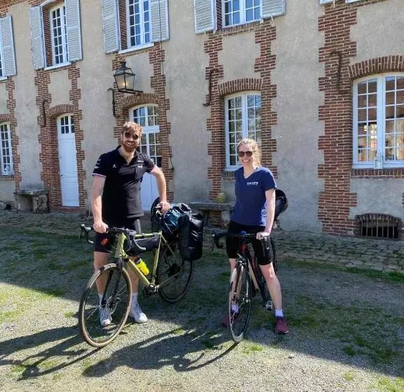 ペンション Au Vieux Château