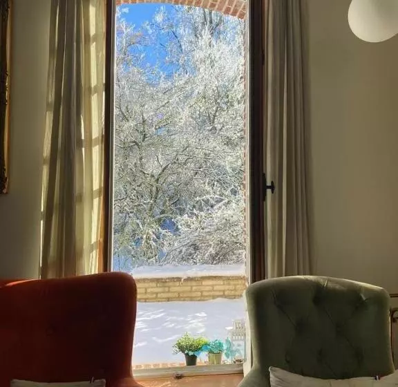 ペンション Au Vieux Château