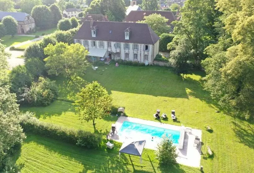 ペンション Au Vieux Château