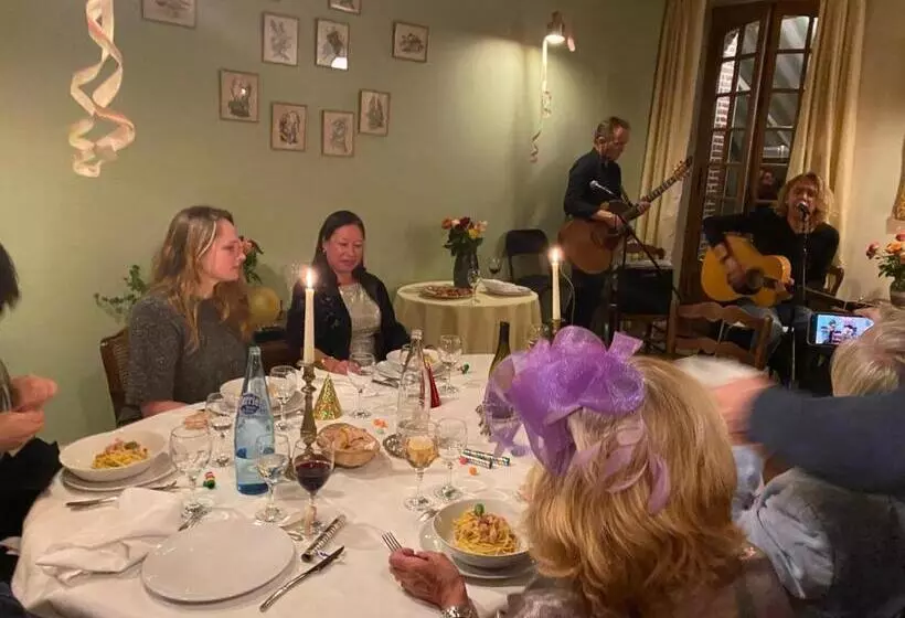 ペンション Au Vieux Château