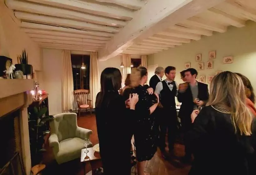 ペンション Au Vieux Château