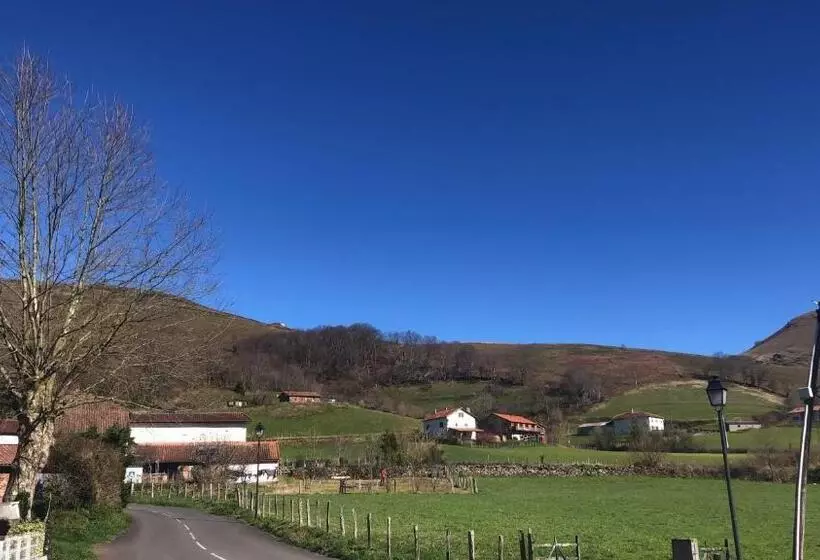 Majatalo Chambres D Hôtes Etche Iza