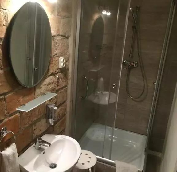 Majatalo Jókai Vendégház Homokkomárom