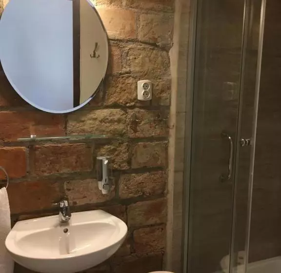 Majatalo Jókai Vendégház Homokkomárom