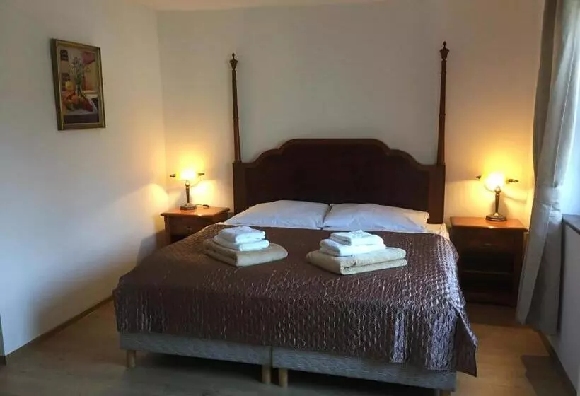 Majatalo Jókai Vendégház Homokkomárom