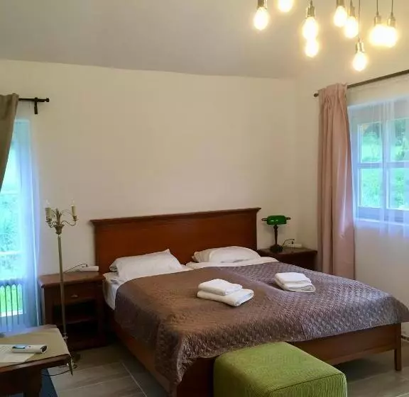 Majatalo Jókai Vendégház Homokkomárom