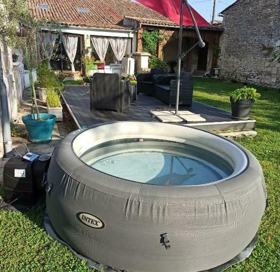 بنسيون La Floiracaise