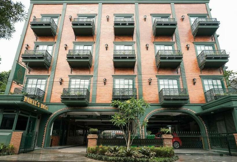 Pensionat Nonies Huis Cibubur