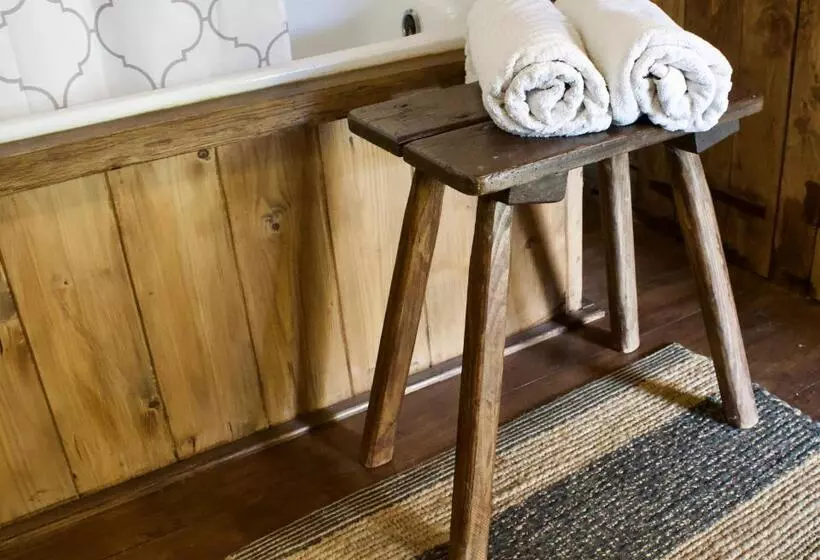 Majatalo Sasfészek Pihenő