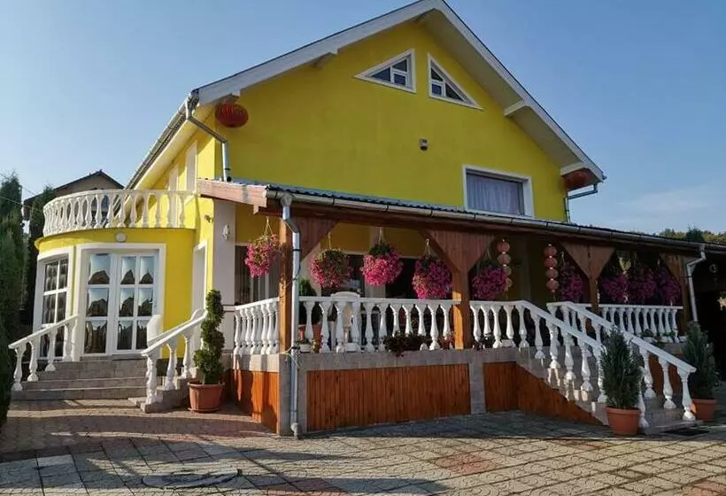 Majatalo Stars Livezeni