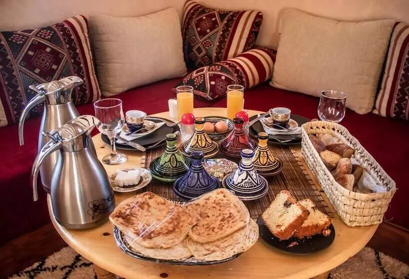 Aamiaismajoitus (B&B) Dar Ajgal